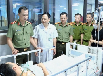 Thanh Hóa: Trung tá công an bị đối tượng ngáo đá đâm trọng thương