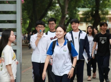 Hôm nay, hơn 1,2 triệu thí sinh làm thủ tục dự thi tốt nghiệp THPT 2026