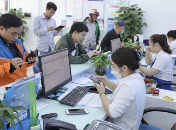 Từ hôm nay, hàng triệu thuê bao đối mặt nguy cơ bị khóa một chiều