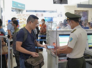 Phó Thủ tướng chỉ đạo gỡ vướng 'tạm hoãn xuất cảnh do nợ thuế' trước ngày 20/6