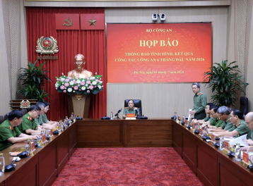 Triệt phá loạt đường dây lừa bán 'suất ngoại giao' nhà ở xã hội, khởi tố 13 bị can