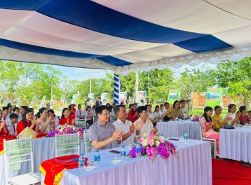 Thành Nhà Hồ khai mạc triển lãm ảnh “Di sản văn hóa phi vật thể vùng đất cố đô” 