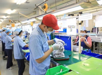 Nghị quyết 10-NQ/TW: 'Đòn bẩy' để doanh nghiệp Việt tham gia sâu vào chuỗi giá trị toàn cầu
