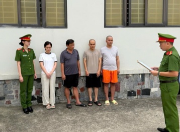 “Phù phép” 354 viên kim cương để nhập lậu đưa vào hệ thống bán lẻ của SJC