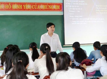 Giải quyết nguyện vọng nghỉ việc với hiệu trưởng, hiệu phó dôi dư trước 30/9