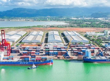 Tháo gỡ “điểm nghẽn” để Đà Nẵng trở thành trung tâm logistics xuyên biên giới