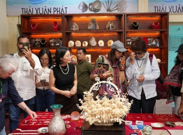 Hàng thủ công mỹ nghệ Việt trước “bài kiểm tra xanh”: Không chuyển đổi, khó đi xa