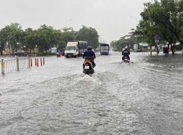 Dự báo thời tiết ngày 18/8: Bắc Bộ hứng mưa lớn, có nơi vượt 450mm