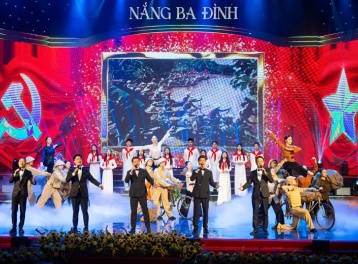 Ấn tượng Chương trình nghệ thuật 'Nắng Ba Đình' chào mừng kỷ niệm 81 năm Ngày Cách mạng Tháng Tám