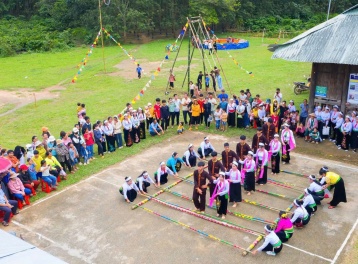 Quảng Ngãi: “Hương đất – tình người” trên vùng biên Sa Loong