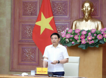 Phó Thủ tướng Nguyễn Văn Thắng chỉ đạo thực hiện tốt việc kiểm soát giá những tháng cuối năm