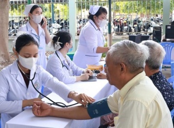 Thủ tướng chỉ đạo triển khai khám sức khỏe miễn phí cho người dân thực chất, hiệu quả