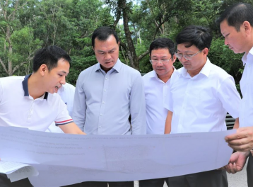 Chủ tịch UBND tỉnh Thanh Hoá yêu cầu phường Sầm Sơn đẩy nhanh tiến độ xử lý những bất cập về môi trường