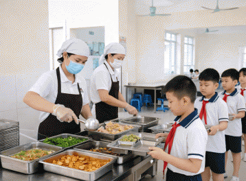 Làm rõ trách nhiệm, thẩm quyền tổ chức bữa ăn nội trú, bán trú trong trường học