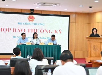 Siết chặt hoạt động bán thuốc, thực phẩm chức năng qua livestream