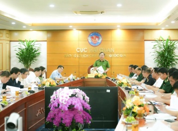 Buôn lậu chuyển sang chia nhỏ hàng, gia tăng trên không gian mạng