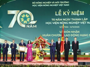 Chủ tịch Quốc hội Trần Thanh Mẫn dự Lễ kỷ niệm 70 năm Học viện Nông nghiệp Việt Nam