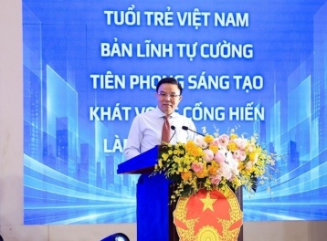 Bộ trưởng Lê Mạnh Hùng nêu 4 yếu tố đưa doanh nghiệp vươn ra toàn cầu