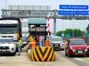 Bộ Xây dựng làm rõ đề xuất thu phí 6.600 đồng/tháng của VETC và ePass
