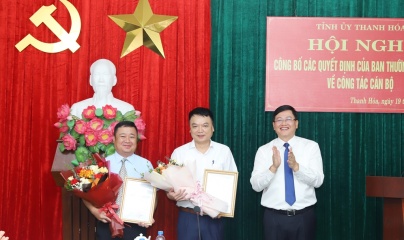 Thanh Hóa: Trao quyết định cho các cán bộ được điều động, bổ nhiệm