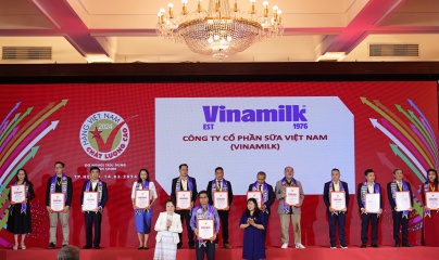 Vinamilk 28 năm liên tiếp giữ danh hiệu Hàng Việt Nam chất lượng cao