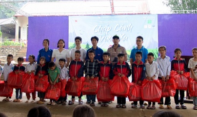 Áo xanh tình nguyện về với xã vùng cao Mường Lựm, Sơn La
