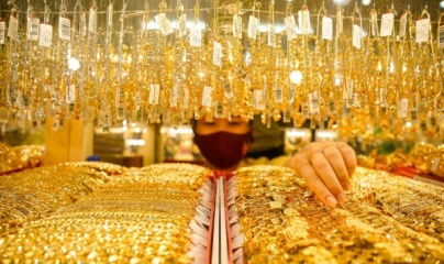 Giá vàng và ngoại tệ ngày 28/5: Vàng tiếp tục tăng, USD giảm sâu