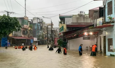 Thủ tướng yêu cầu chủ động ứng phó, tập trung khắc phục hậu quả mưa lũ 