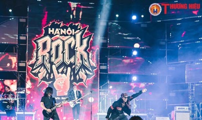 Bức Tường, Ngũ Cung và NSND Thanh Lam “đốt cháy” sân khấu Hà Nội Rock