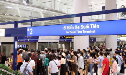 Tuyến Metro số 1 Bến Thành - Suối Tiên đón 150.000 lượt khách trong ngày đầu vận hành