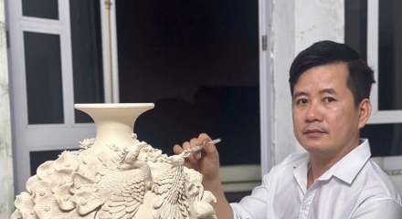Nghệ nhân quốc gia Nguyễn Lâm Tới: Hơn 20 năm “giữ lửa” gốm Bát Tràng, lan tỏa giá trị từ đất mẹ