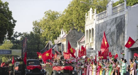 Xúc động, tự hào trong Ngày hội Văn hóa vì Hòa bình kỷ niệm 70 năm Giải Phóng Thủ Đô