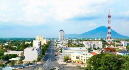 Tây Ninh cần bứt phá tăng trưởng 2 con số, trở thành động lực mới vùng phía Nam