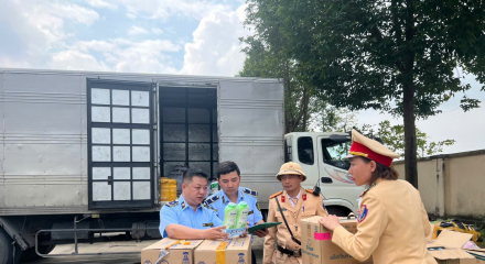 Thanh Hóa: Mở đợt cao điểm chống buôn lậu, gian lận thương mại và hàng giả