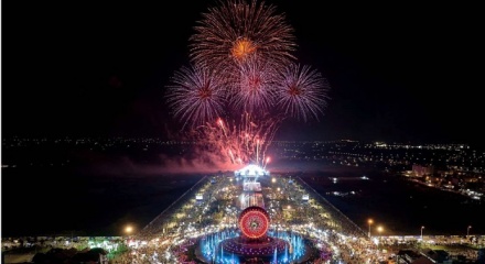 'Săn' pháo hoa và lễ hội rực rỡ từ Bắc vào Nam dịp Tết Dương lịch 2026