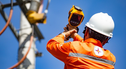 Quyền Bộ trưởng Bộ Công Thương chỉ ra nhiều rủi ro trong cung ứng điện