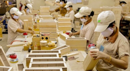 Hoa Kỳ hoãn tăng thuế đối với một số sản phẩm gỗ thành phẩm