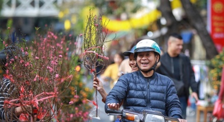 Thủ tướng chỉ đạo chi trả gộp 2 tháng lương hưu, trợ cấp BHXH dịp Tết