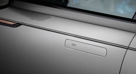 Trung Quốc đề xuất cấm tay nắm cửa ẩn trên ô tô