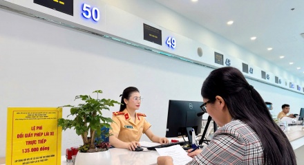 Công an Quảng Ninh cảnh báo thủ đoạn “cò mồi” cấp đổi giấy phép lái xe