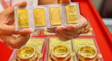 Giá vàng và ngoại tệ ngày 13/1: Vàng SJC quanh mức 162 triệu đồng/lượng
