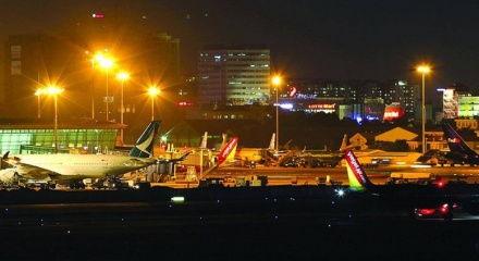 Tận dụng “giờ vàng ban đêm” để giải tỏa áp lực hàng không dịp Tết 2026