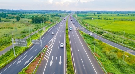 Dự kiến thu phí 5 tuyến cao tốc Bắc - Nam ngay sau Tết Nguyên đán