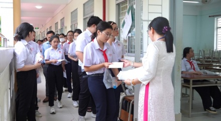 Hà Nội chọn ngoại ngữ là môn thi thứ ba vào lớp 10