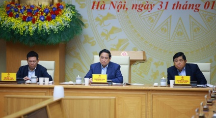 Thủ tướng yêu cầu thực hiện '5 thông', '5 tiên phong' để phát triển kinh tế tư nhân