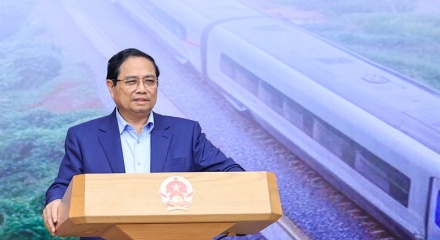 Thủ tướng chỉ đạo đẩy nhanh các dự án đường sắt trọng điểm làm động lực phát triển