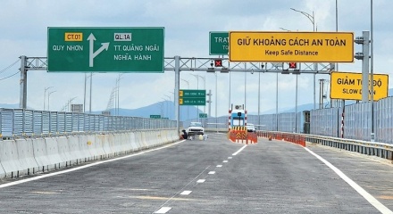 Đẩy nhanh tiến độ các dự án cao tốc trọng điểm, đưa vào khai thác trước Tết