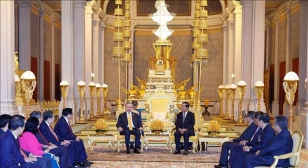 Tổng Bí thư Tô Lâm bắt đầu chuyến thăm cấp Nhà nước tới Vương quốc Campuchia