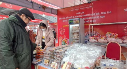 60 gian hàng tham gia Triển lãm thủ công mỹ nghệ mới tại xã Phù Đổng