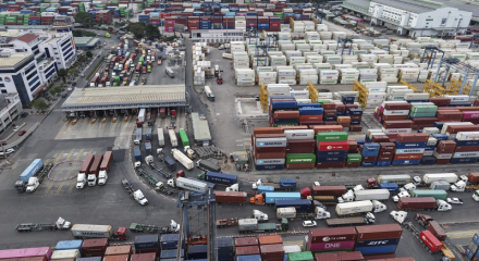 Xung đột Trung Đông leo thang: Doanh nghiệp xuất khẩu Việt Nam ứng phó rủi ro đứt gãy chuỗi cung ứng